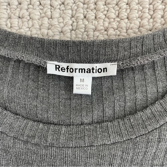 Reformation Gray Ribbed Jackie Sweater Knit Top - Size M - Picture 6 of 9